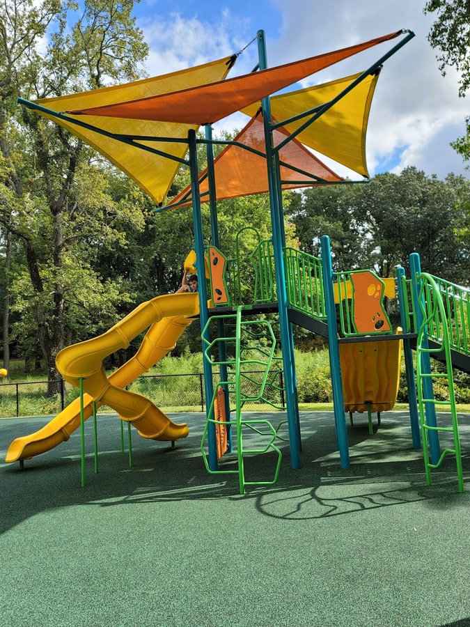 Worthdale Park (Tennis Court)