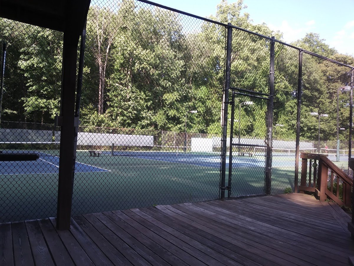 Vienna Woods Swim and Tennis Club