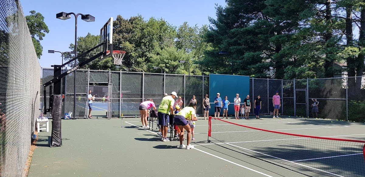 Tuckahoe Recreation Club (Tennis Court)