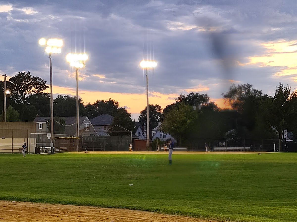 Floral Park Recreation Center (Tennis Court)