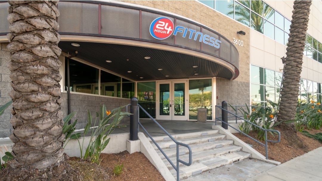 24 Hour Fitness Orangewood Sport