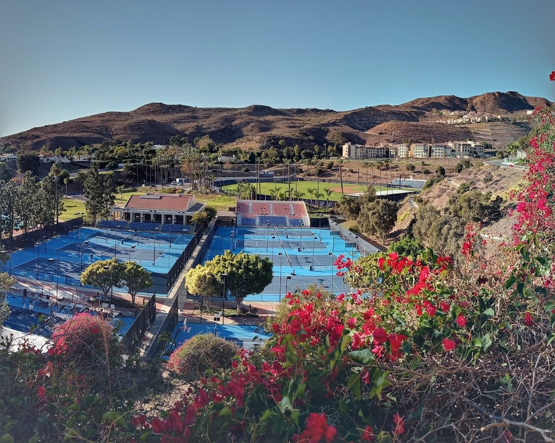 Ralphs-Straus Tennis Center