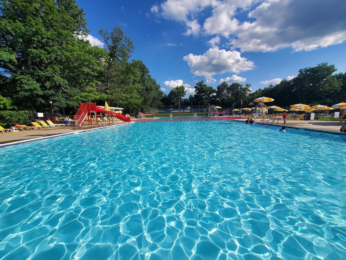 Cardinal Hill Swim & Racquet Club