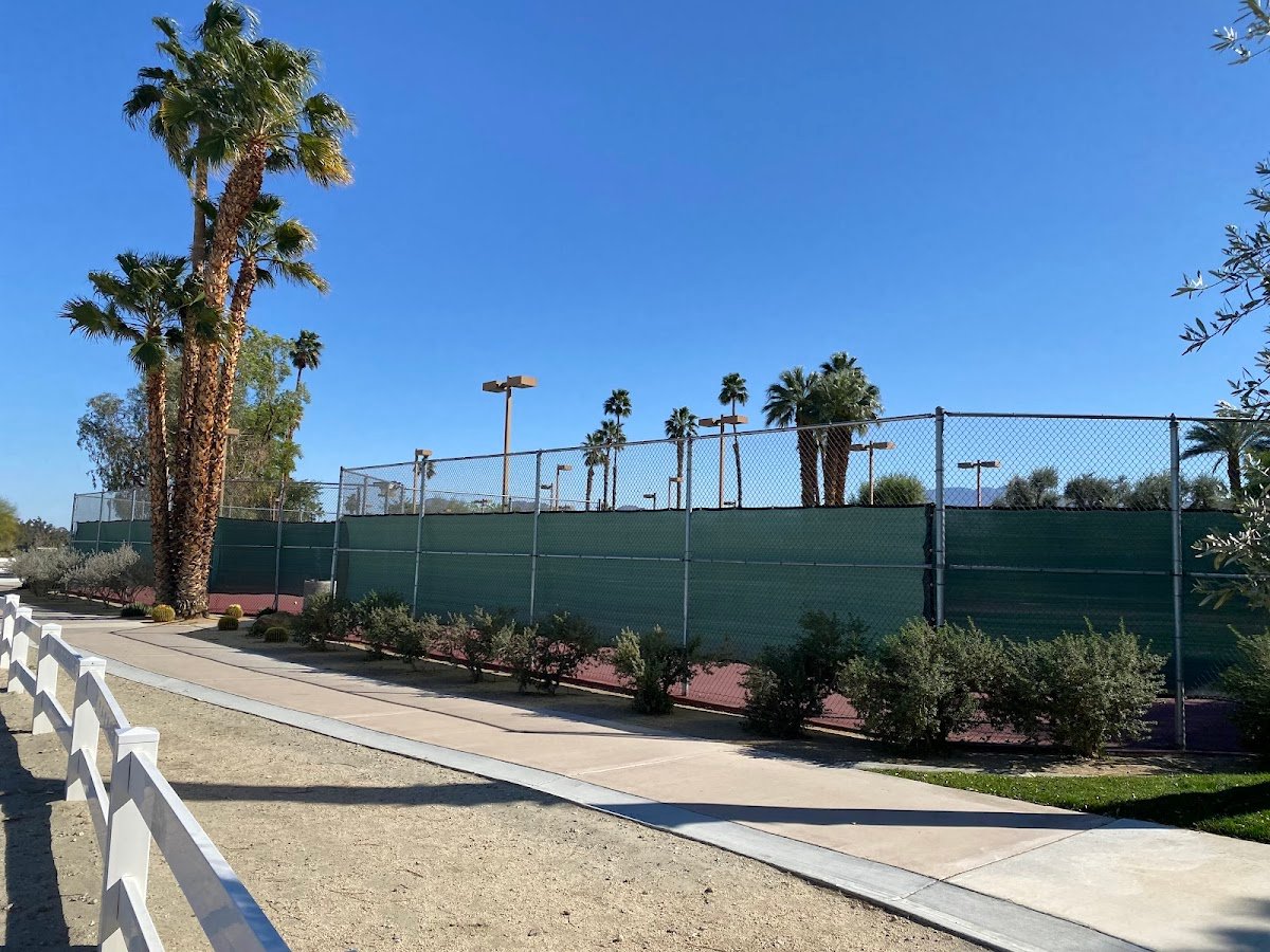 Rancho Mirage Community Park / Whitewater Courts