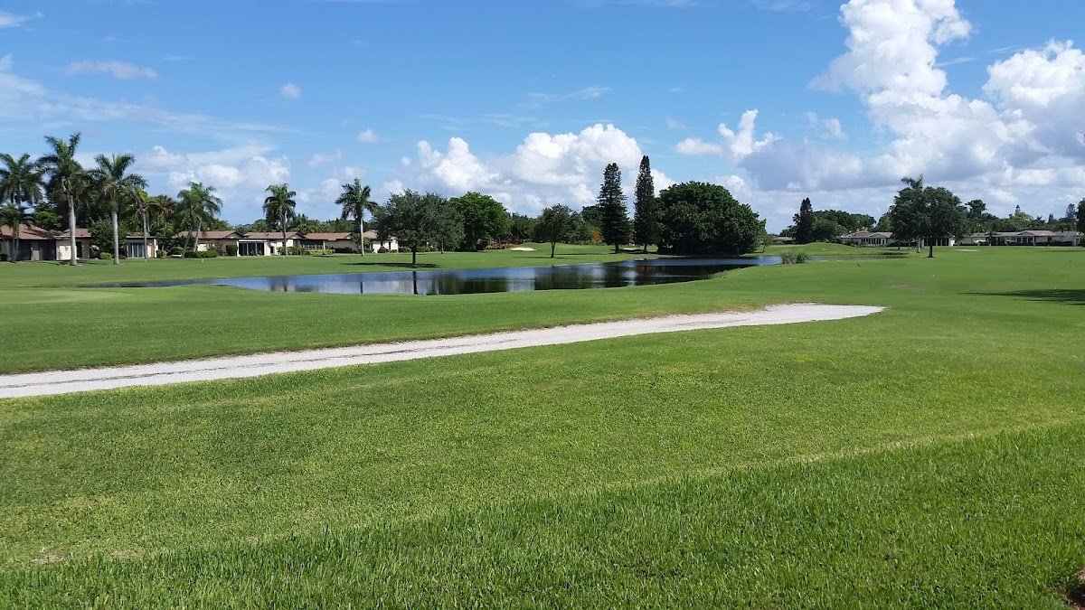 Lakewood Country Club