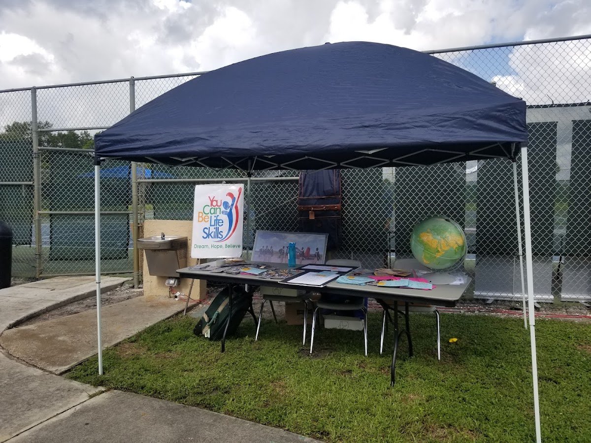 West Ken Lark Park (Tennis Court)