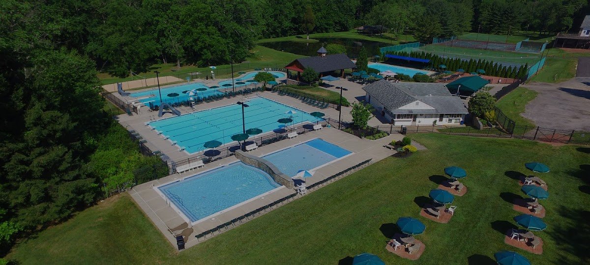 Valleybrook Country Club (Tennis Court)