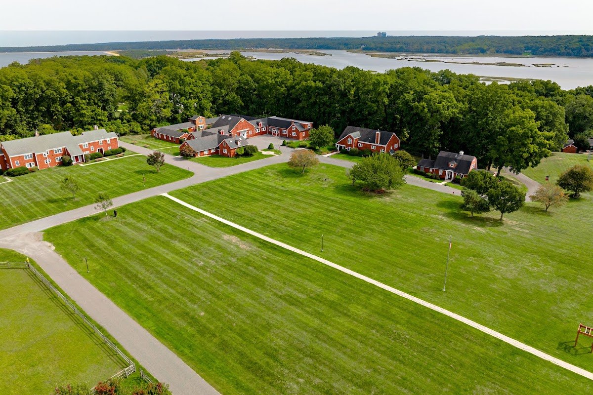 The Knox School (Tennis Court)