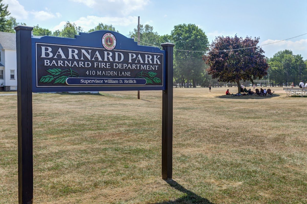 Barnard Park