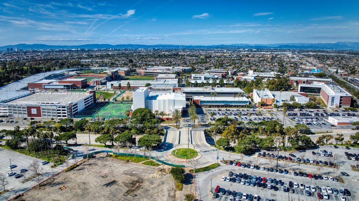 El Camino College (Tennis Court)