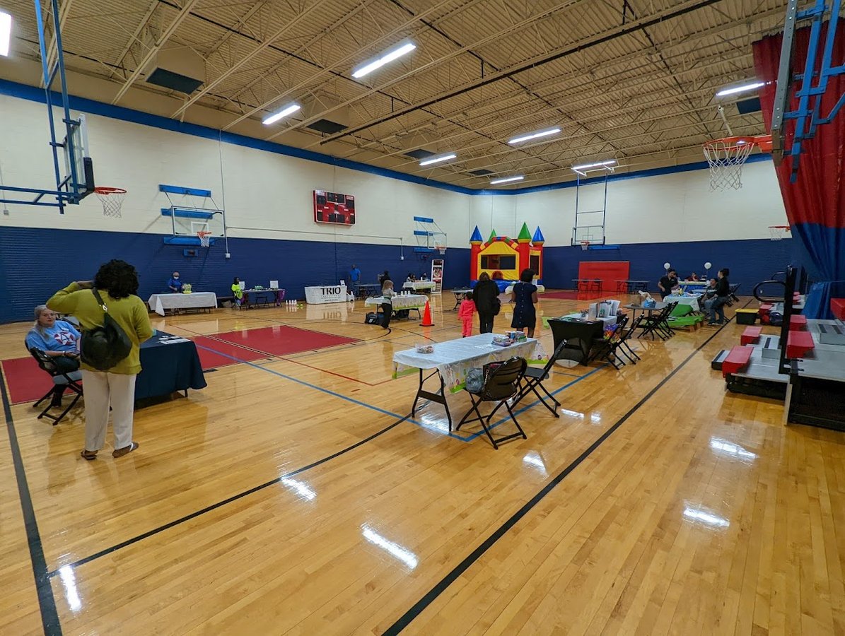 Handley Meadowbrook Community Center