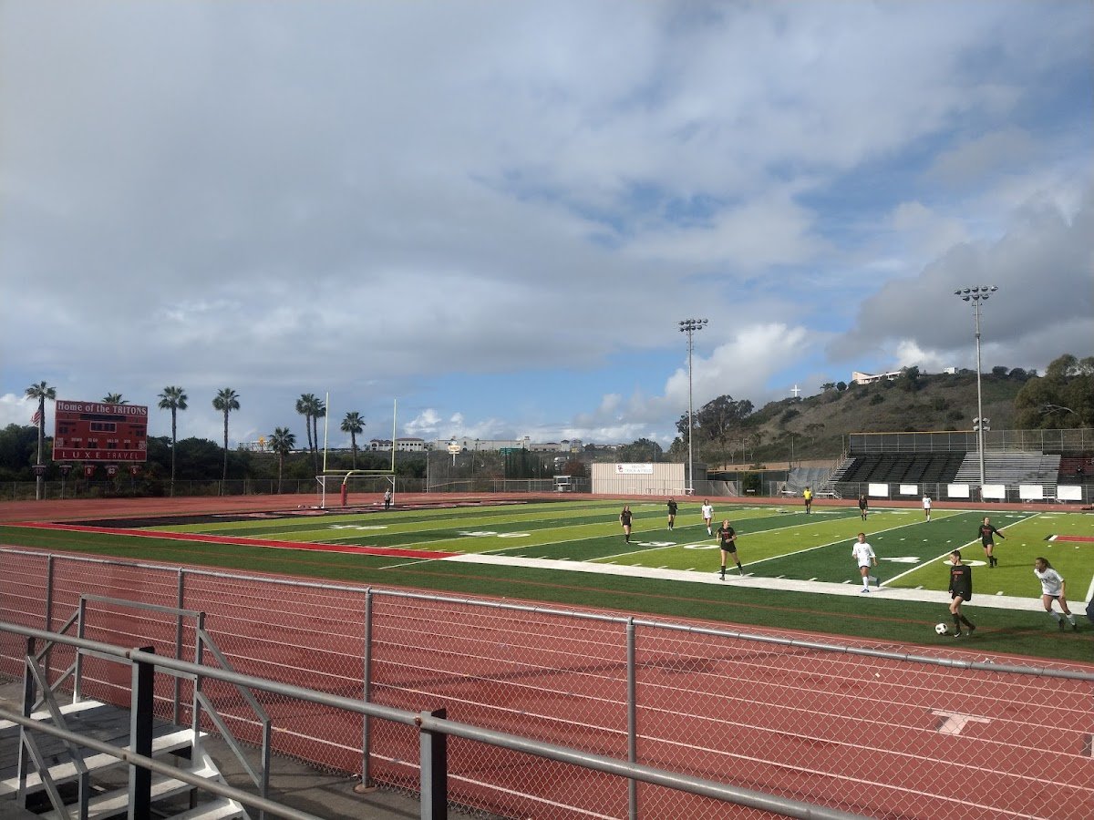 San Clemente High School (Tennis Court)