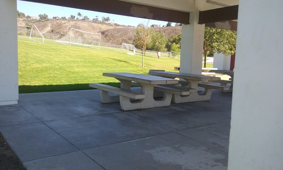 Bernice Ayer Middle School (Tennis Court)