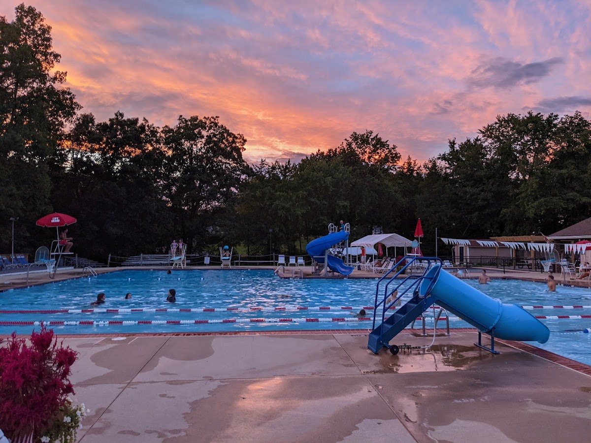 Hunt Valley Swim Club (Tennis Court)