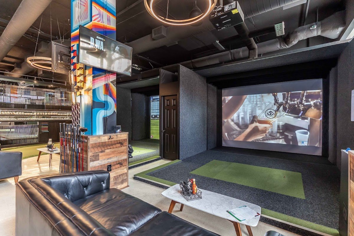 Five Iron Golf - Philadelphia Rittenhouse