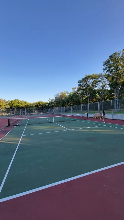 Crockett High School Tennis Courts